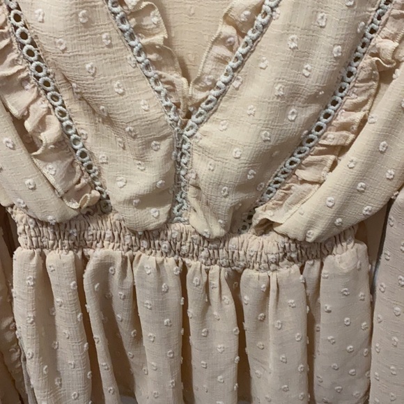 Nude blouse - Picture 3 of 4